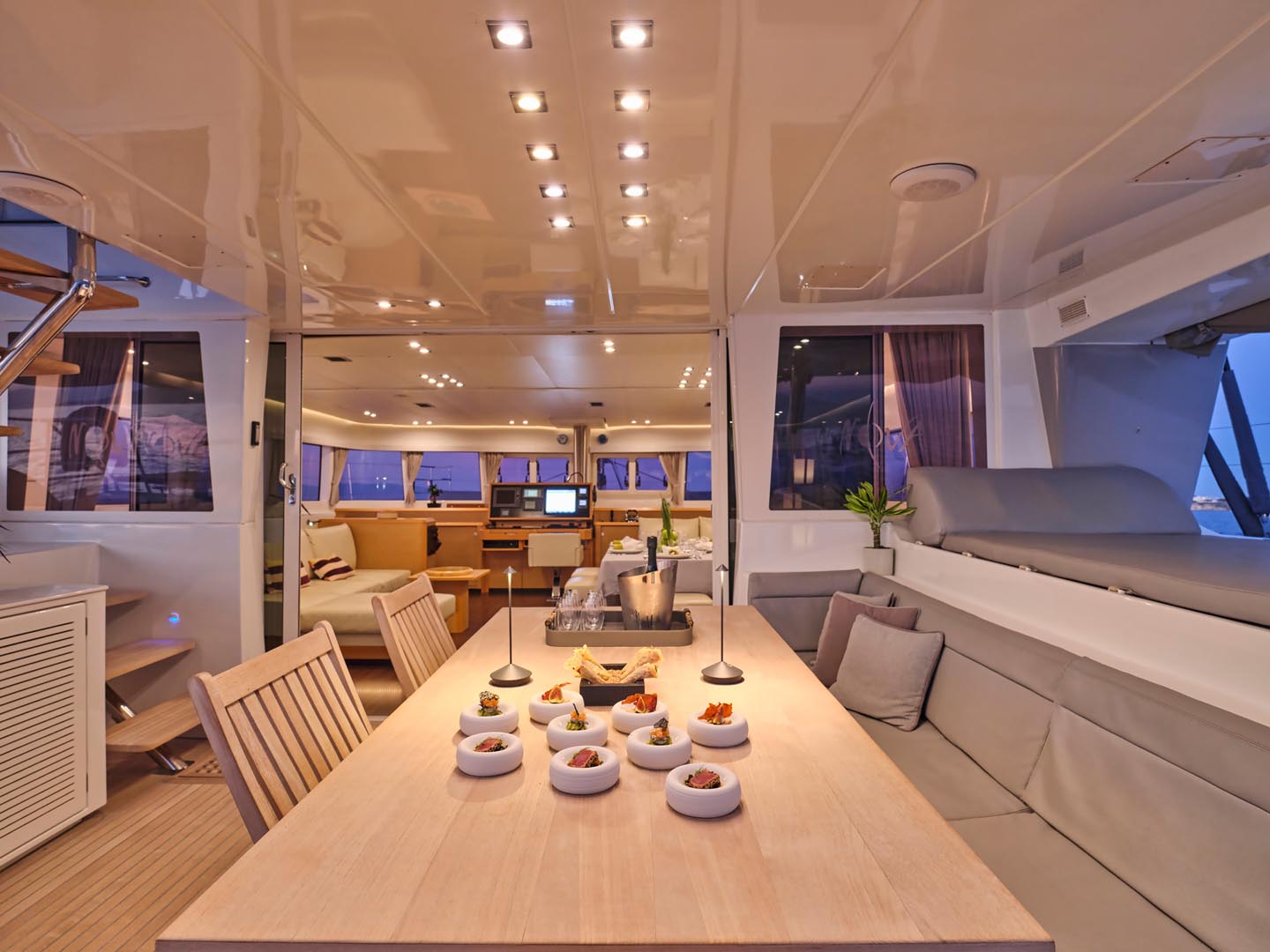 NOVA s/c nova - exterior  image 12