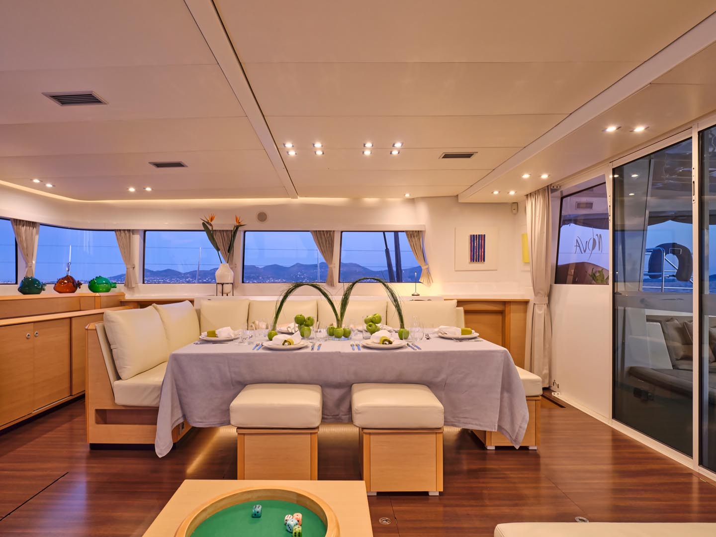 NOVA s/c nova - interior  image 5