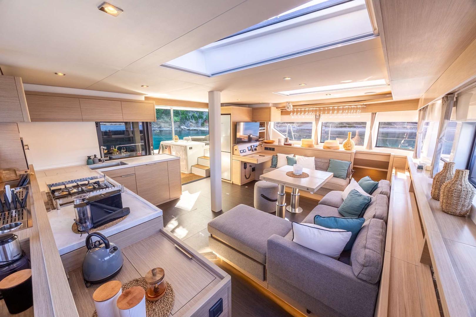 Humble One s/c humble one - interior  image 1